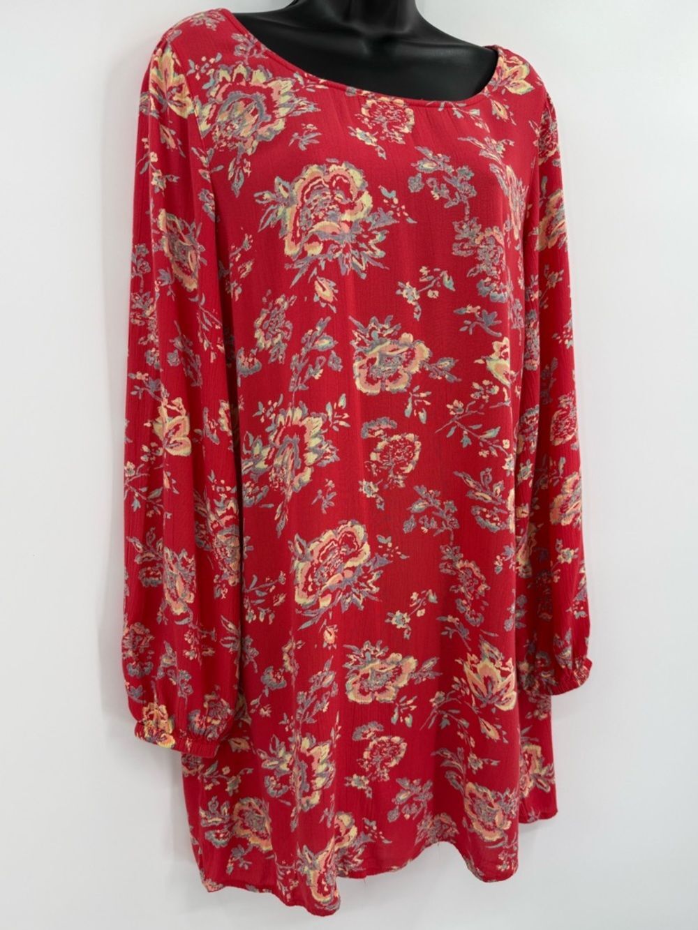 Billabong Shift Long Sleeve Open Back Mini Dress | Red Multi Floral | Medium